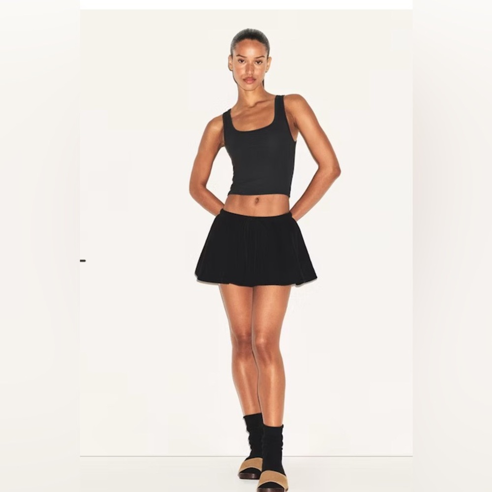 SKIMS Black Cotton Fleece Mini Skirt Onyx Small BNWT - Picture 2 of 11